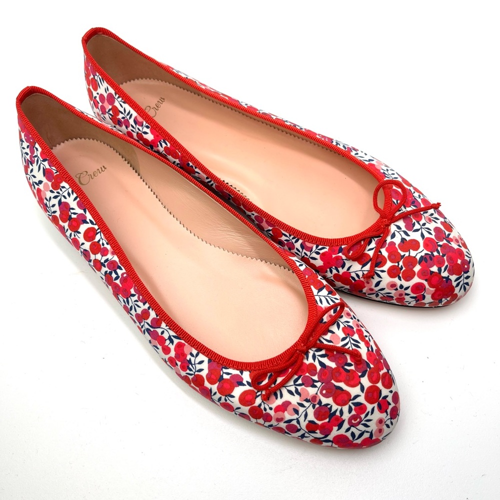 J. Crew Kiki Red and White Floral Bouquet Spring Summer Ballet Flats